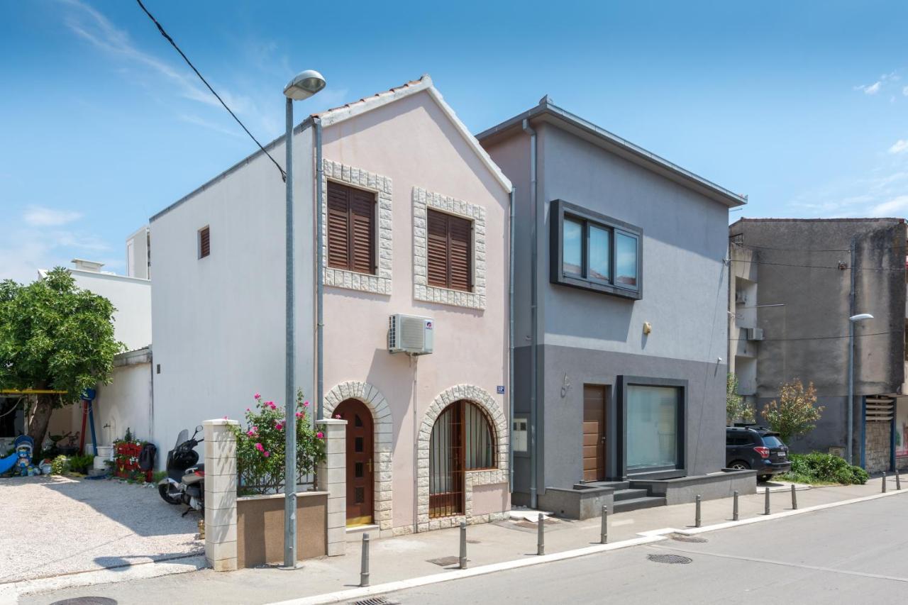 Apartments By The Sea Kastel Stari, Kastela - 15894 Kültér fotó